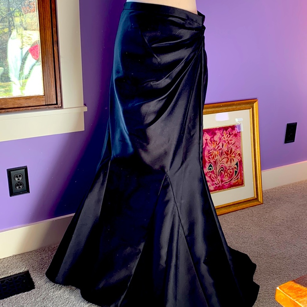 Beautiful Long Black Fit & Flare Mermaid Satin Skirt